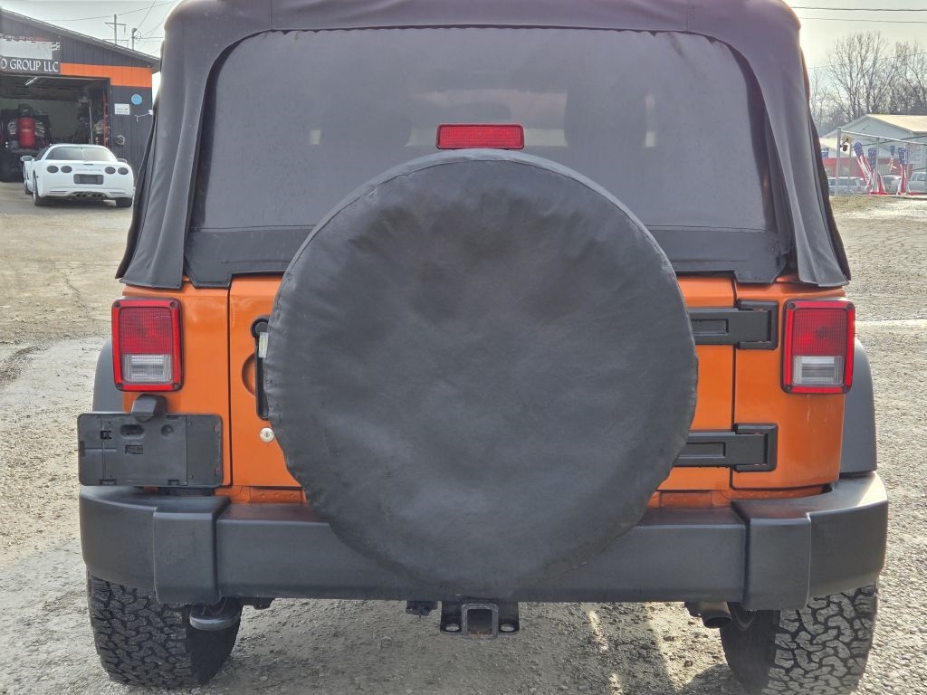 Jeep Wrangler Sport 4WD 2011