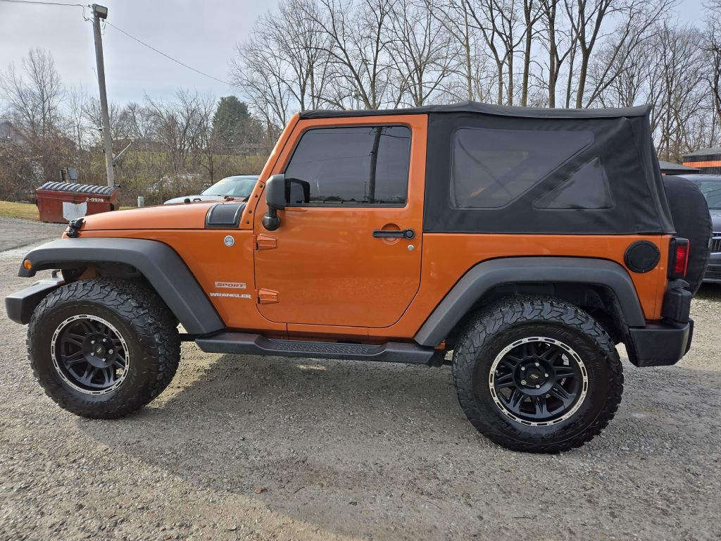 Jeep Wrangler Sport 4WD 2011