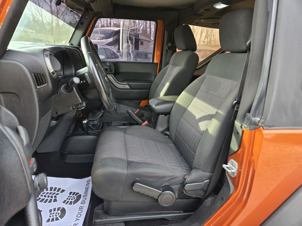 Jeep Wrangler Sport 4WD 2011