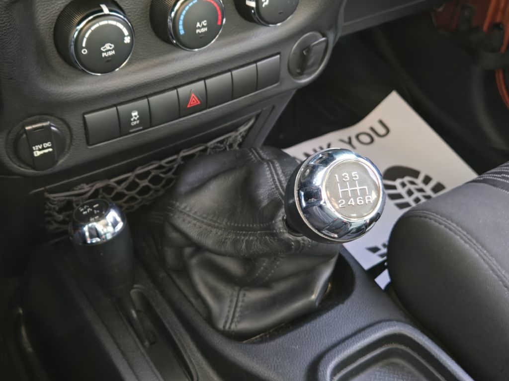 Jeep Wrangler Sport 4WD 2011