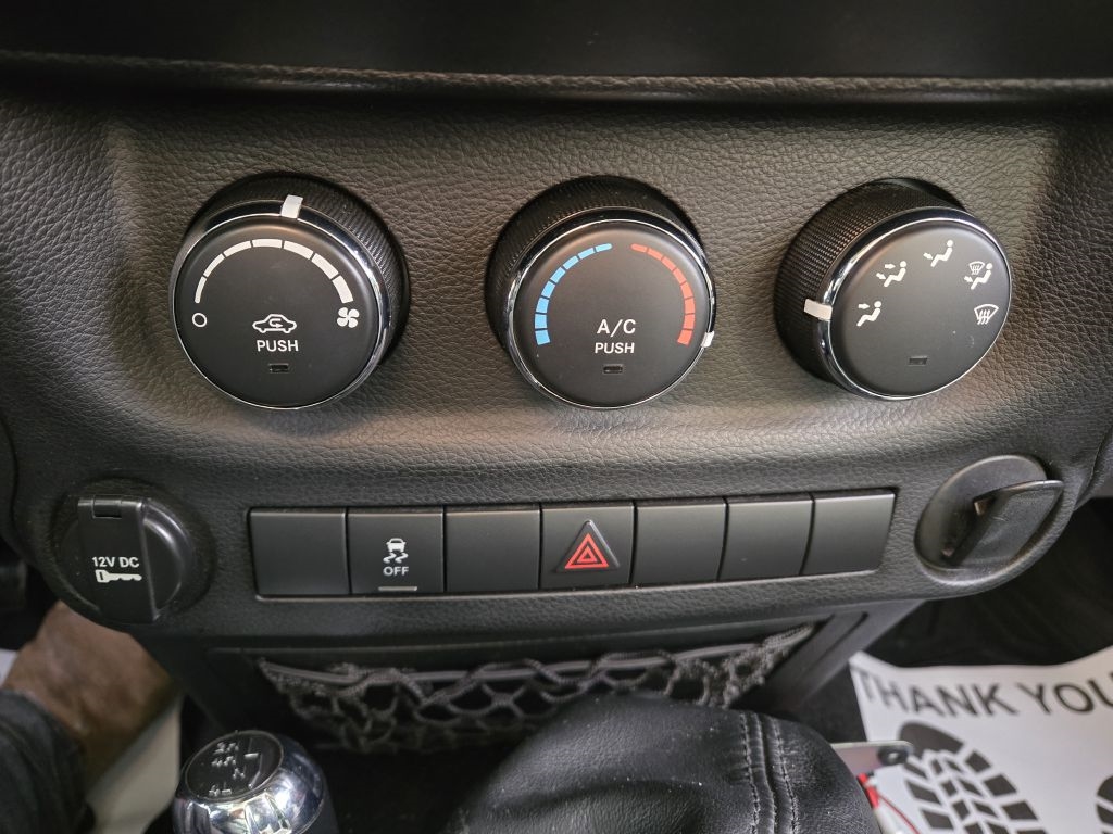 Jeep Wrangler Sport 4WD 2011