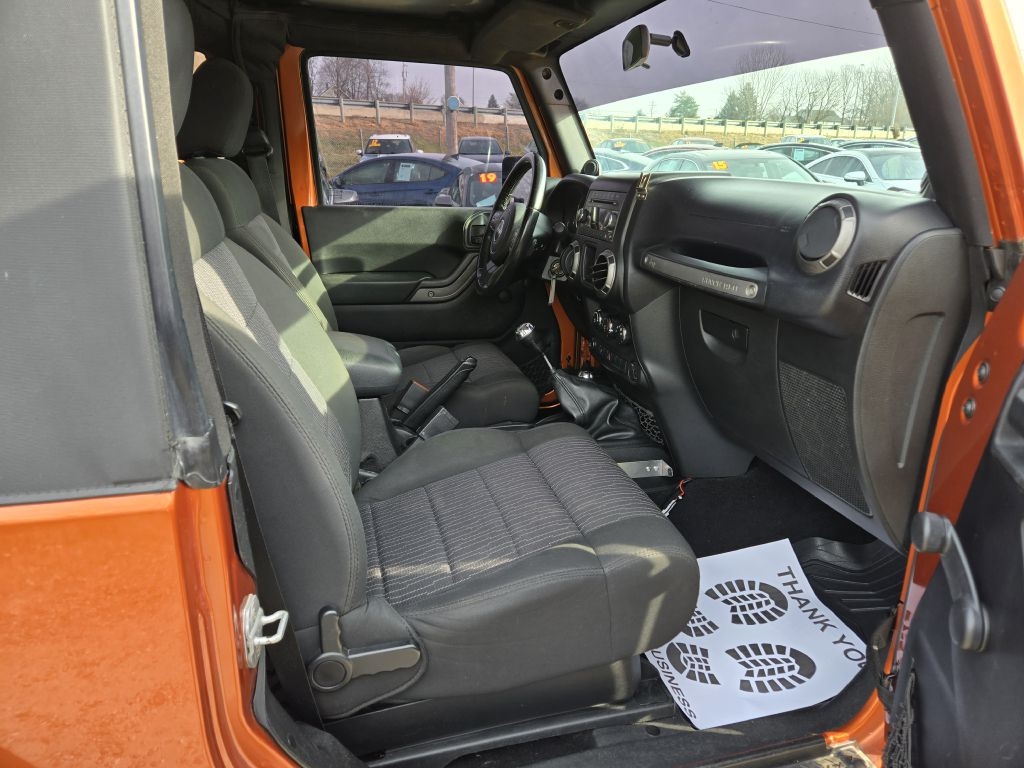 Jeep Wrangler Sport 4WD 2011