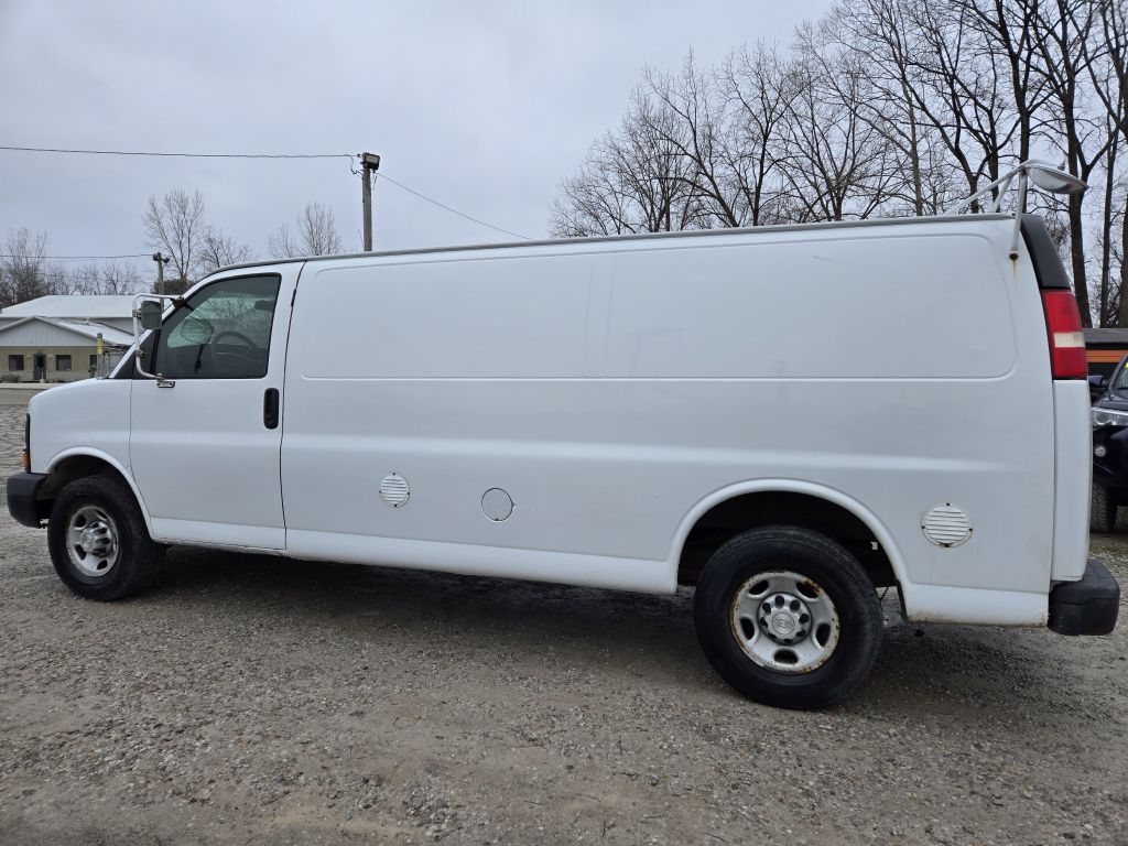 Chevrolet Express RV G3500 2009