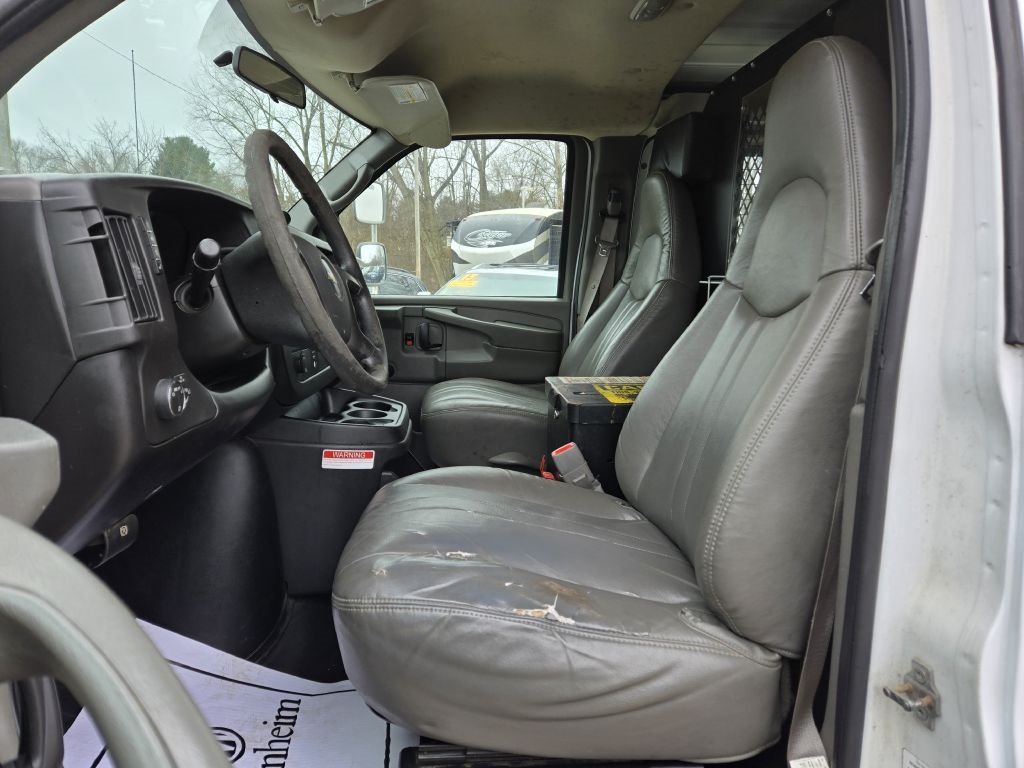 Chevrolet Express RV G3500 2009