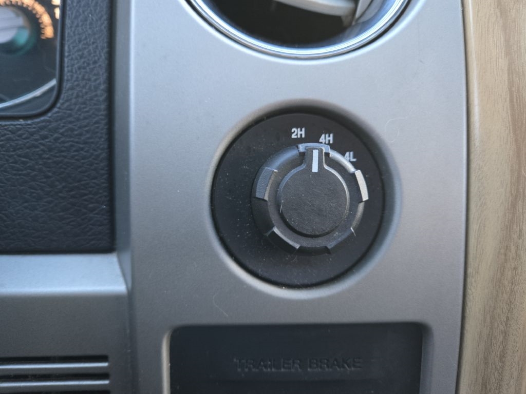 Ford F-150 Lariat SuperCrew 6.5-ft. Bed 4WD 2011