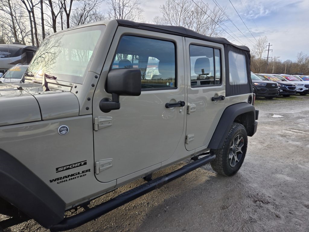 Jeep Wrangler Unlimited Sport 4WD 2017