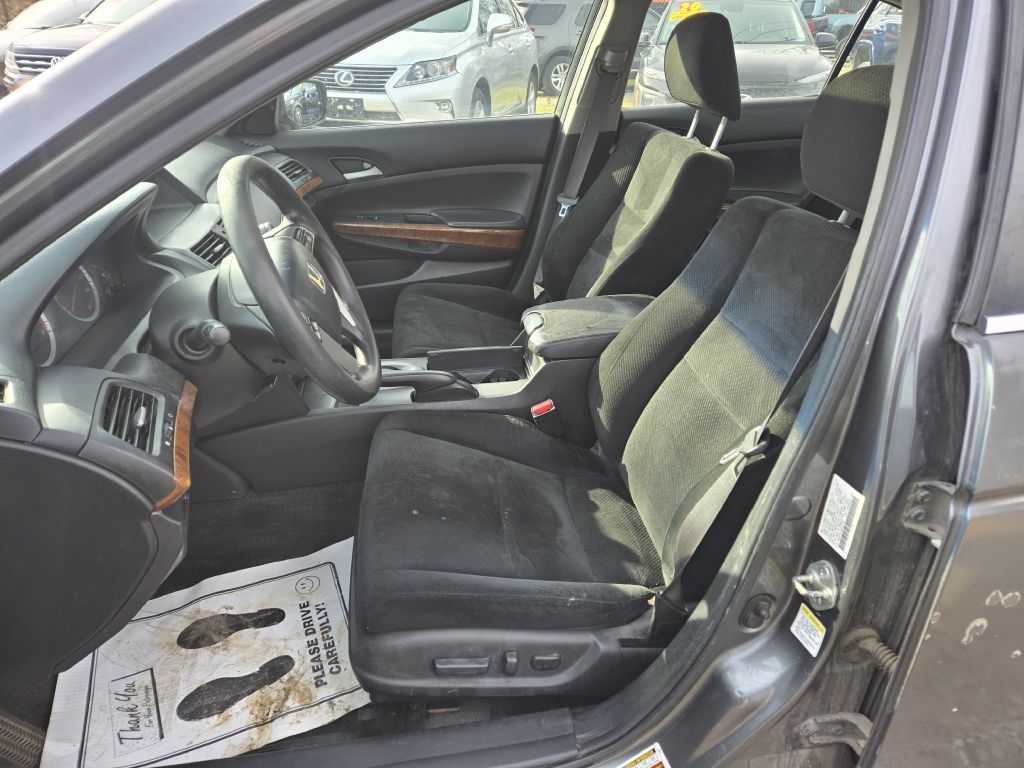 Honda Accord EX Sedan AT 2011