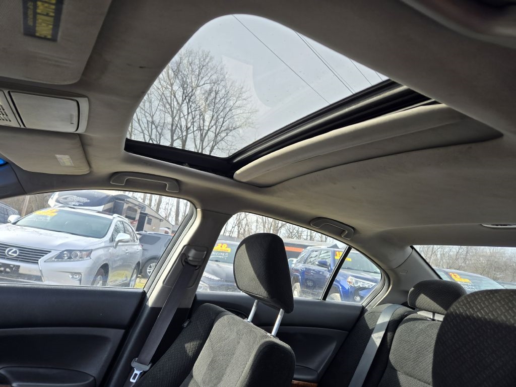 Honda Accord EX Sedan AT 2011