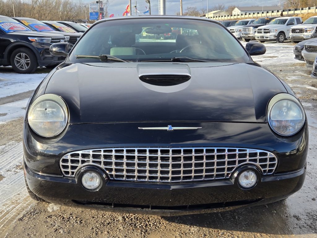 Ford Thunderbird Deluxe 2003