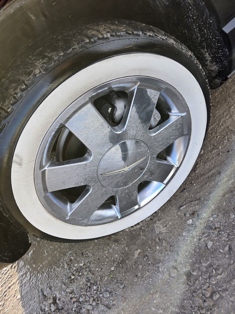 Ford Thunderbird Deluxe 2003