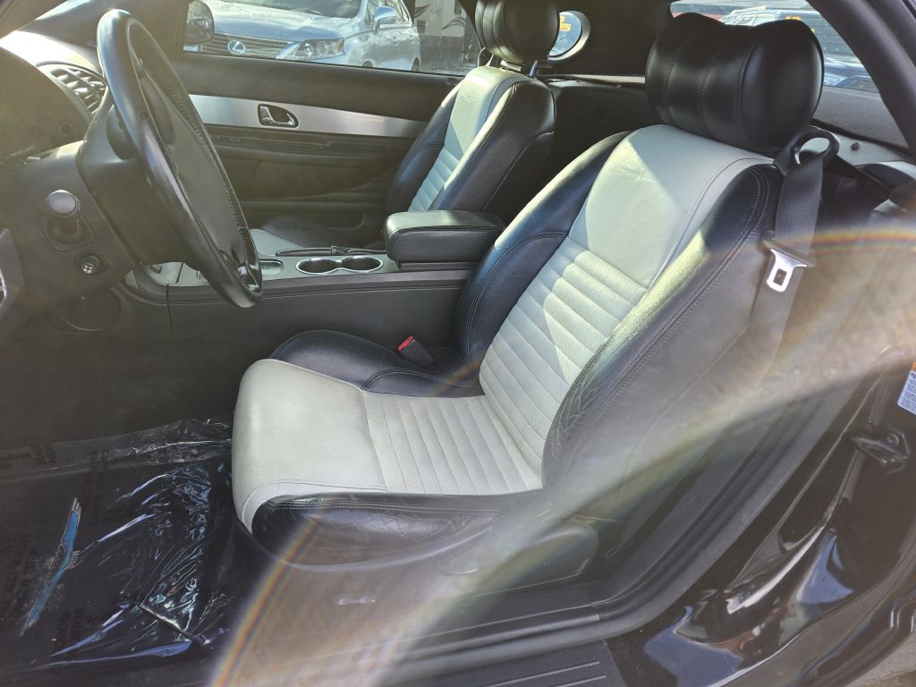 Ford Thunderbird Deluxe 2003