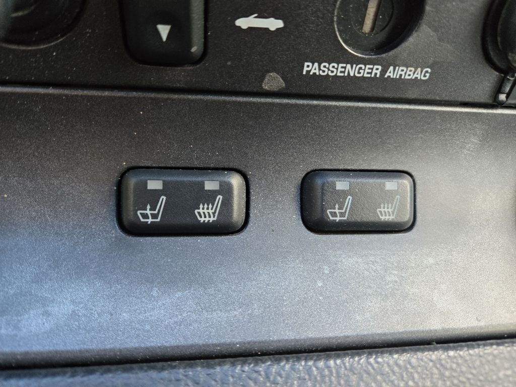 Ford Thunderbird Deluxe 2003