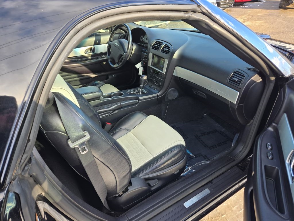 Ford Thunderbird Deluxe 2003