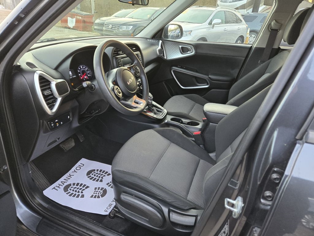 Kia Soul LX CVT 2022