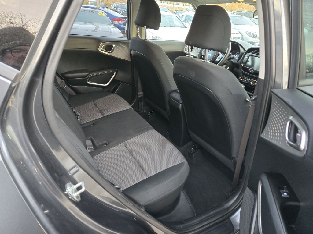 Kia Soul LX CVT 2022