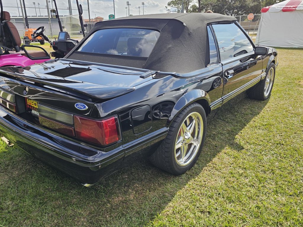 Ford Mustang  1989