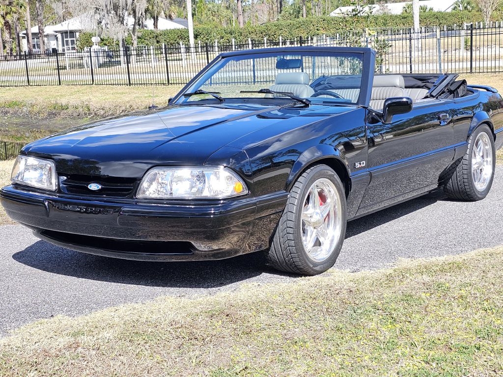 Ford Mustang  1989