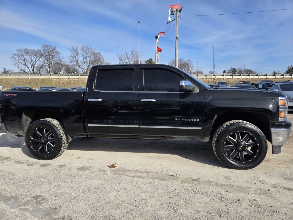 Chevrolet Silverado 1500 LTZ Crew Cab 4WD 2015