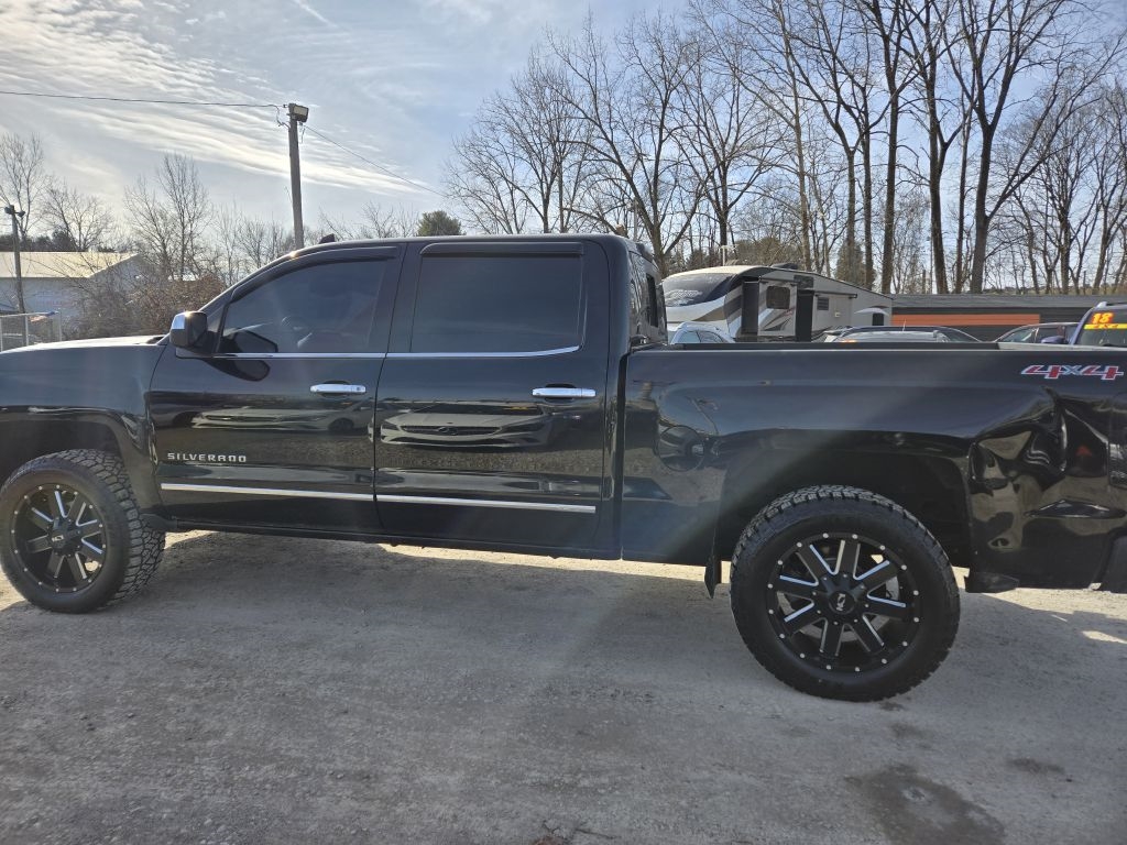Chevrolet Silverado 1500 LTZ Crew Cab 4WD 2015