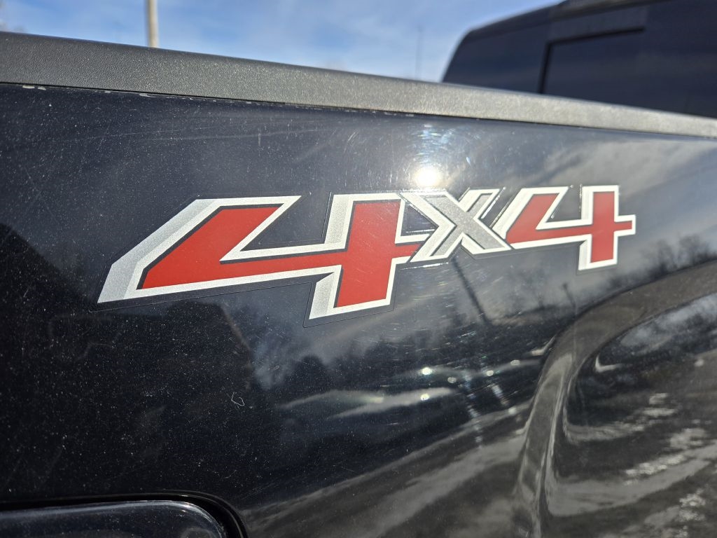 Chevrolet Silverado 1500 LTZ Crew Cab 4WD 2015