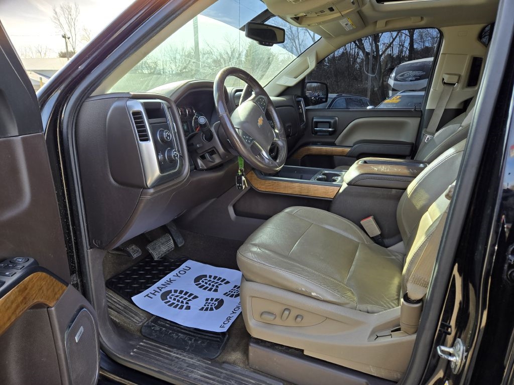 Chevrolet Silverado 1500 LTZ Crew Cab 4WD 2015