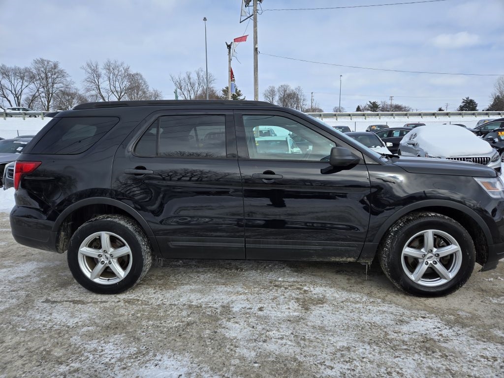 Ford Explorer Base 4WD 2019