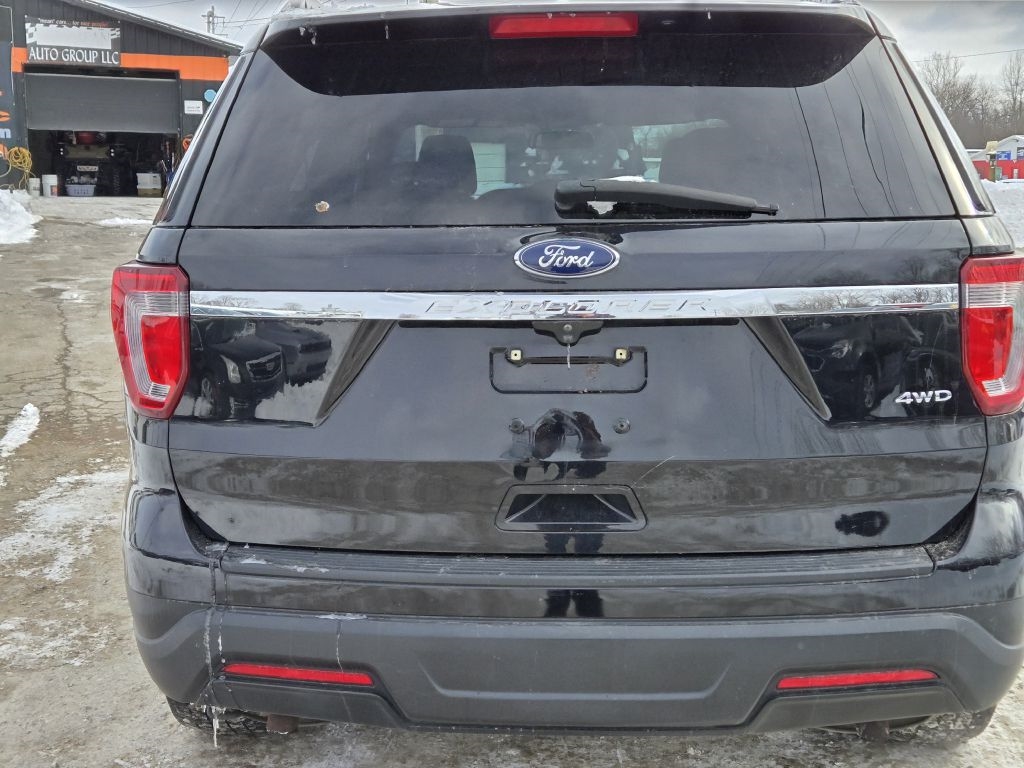 Ford Explorer Base 4WD 2019