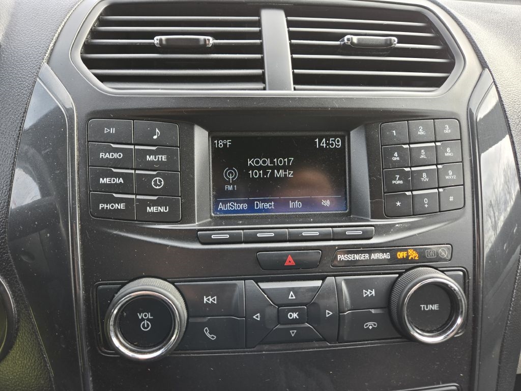 Ford Explorer Base 4WD 2019