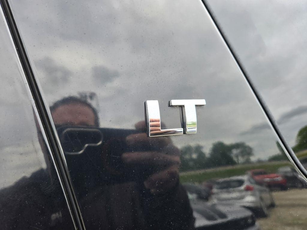 Chevrolet Tahoe LT 4WD 2012