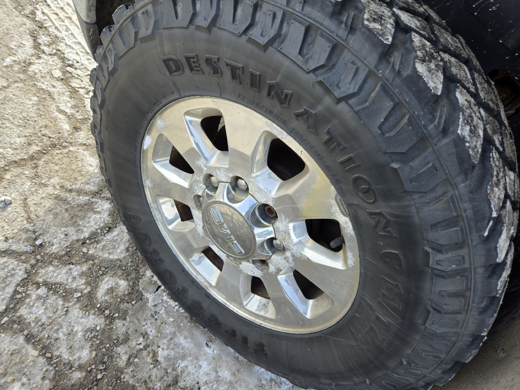 GMC Sierra 2500HD SLE Ext. Cab 4WD 2011