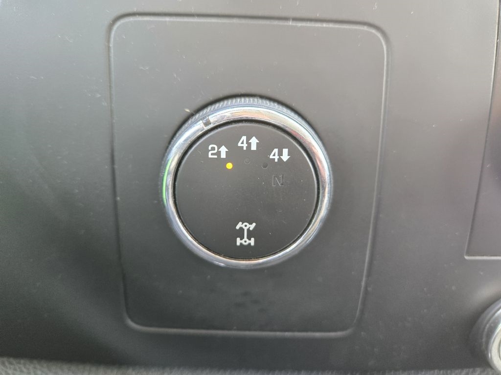 GMC Sierra 2500HD SLE Ext. Cab 4WD 2011