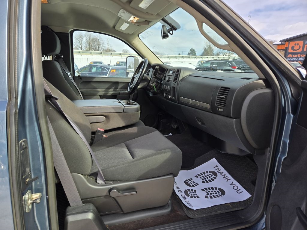 GMC Sierra 2500HD SLE Ext. Cab 4WD 2011