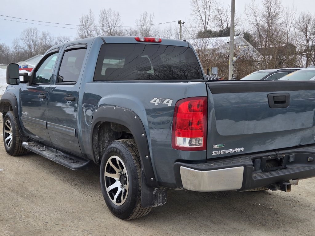 GMC Sierra 1500 SL Crew Cab 4WD 2011