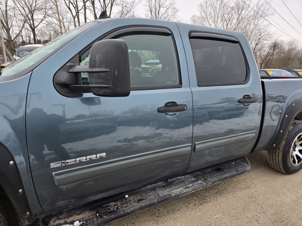 GMC Sierra 1500 SL Crew Cab 4WD 2011