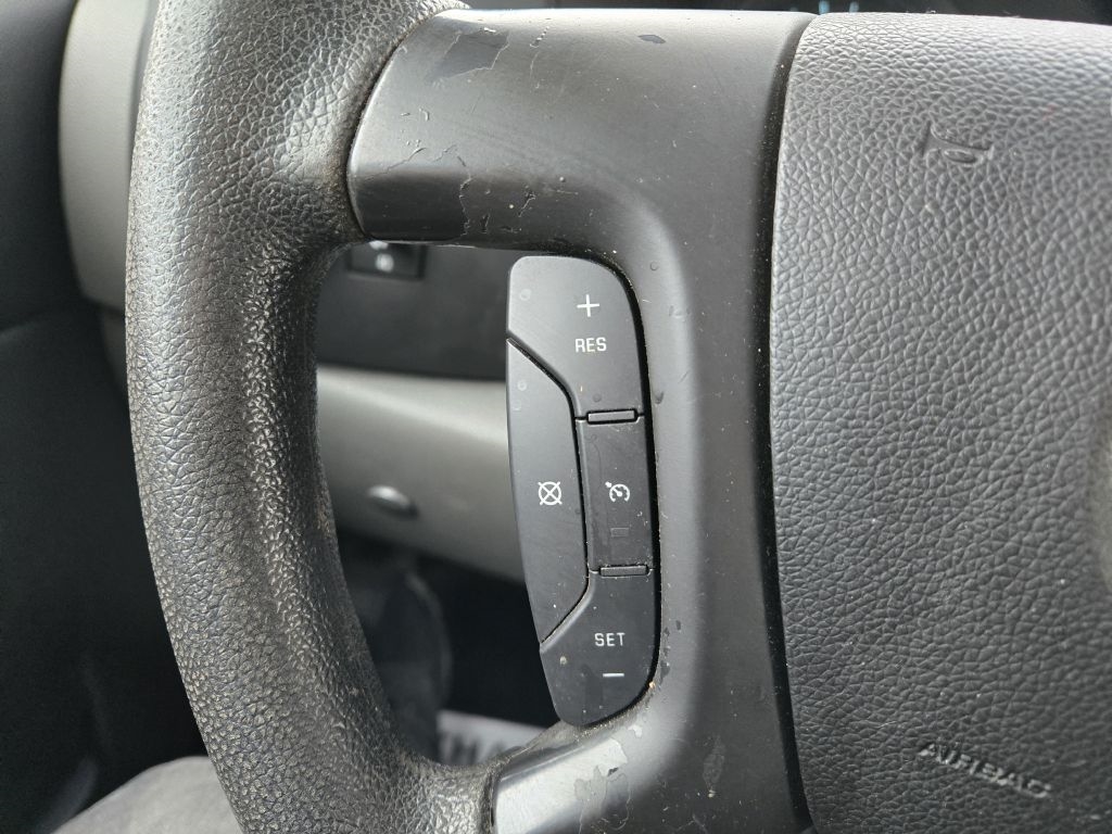 GMC Sierra 1500 SL Crew Cab 4WD 2011