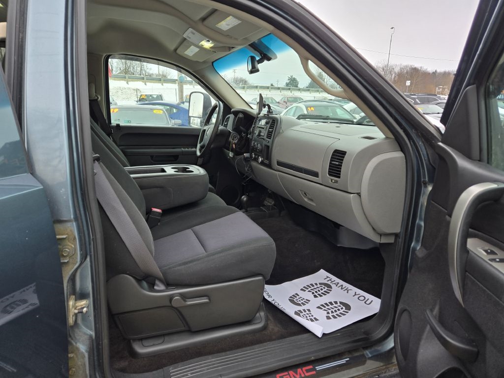 GMC Sierra 1500 SL Crew Cab 4WD 2011