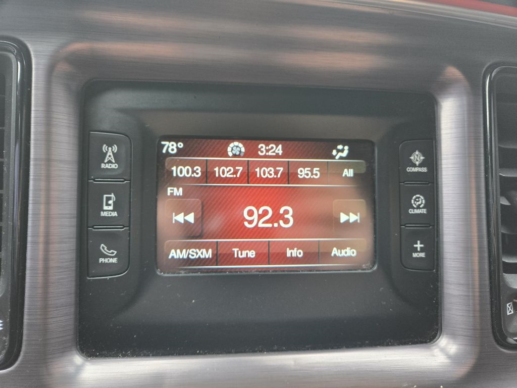 Dodge Challenger SXT 2017