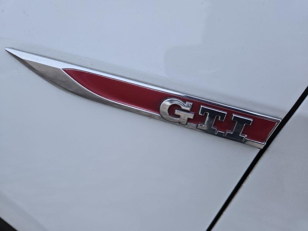 Volkswagen GTI S 6A 4-Door 2016