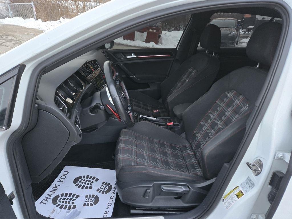 Volkswagen GTI S 6A 4-Door 2016