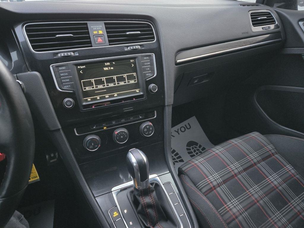 Volkswagen GTI S 6A 4-Door 2016