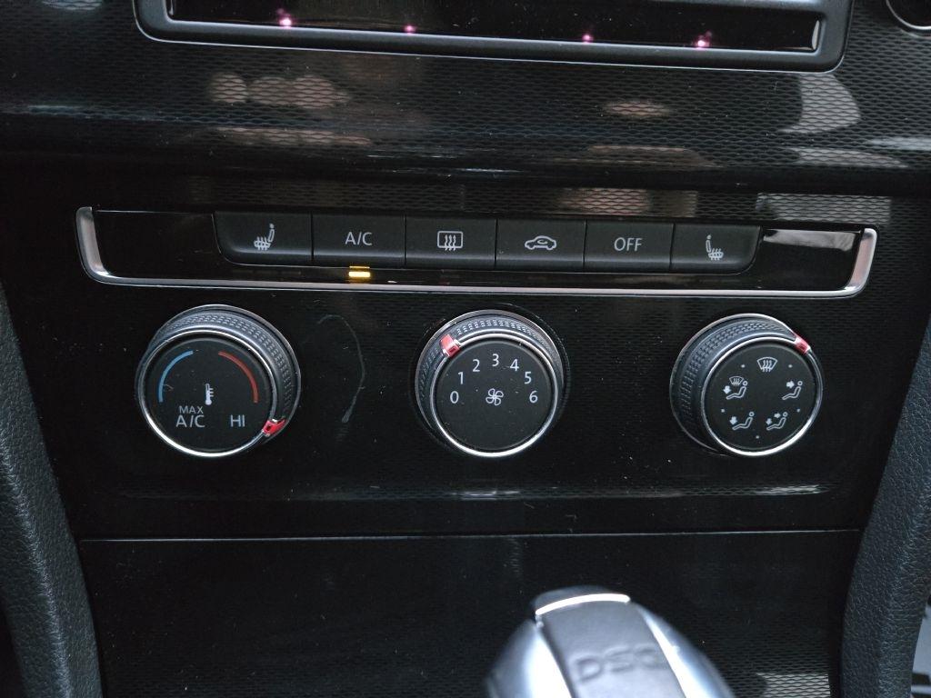 Volkswagen GTI S 6A 4-Door 2016