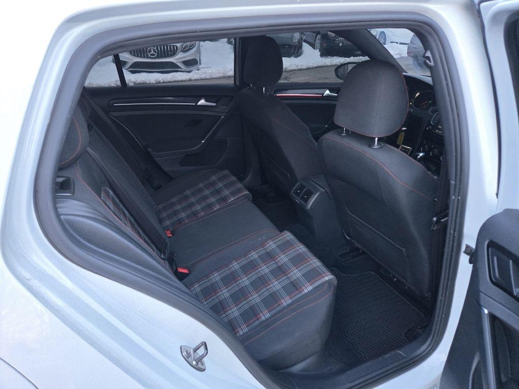 Volkswagen GTI S 6A 4-Door 2016