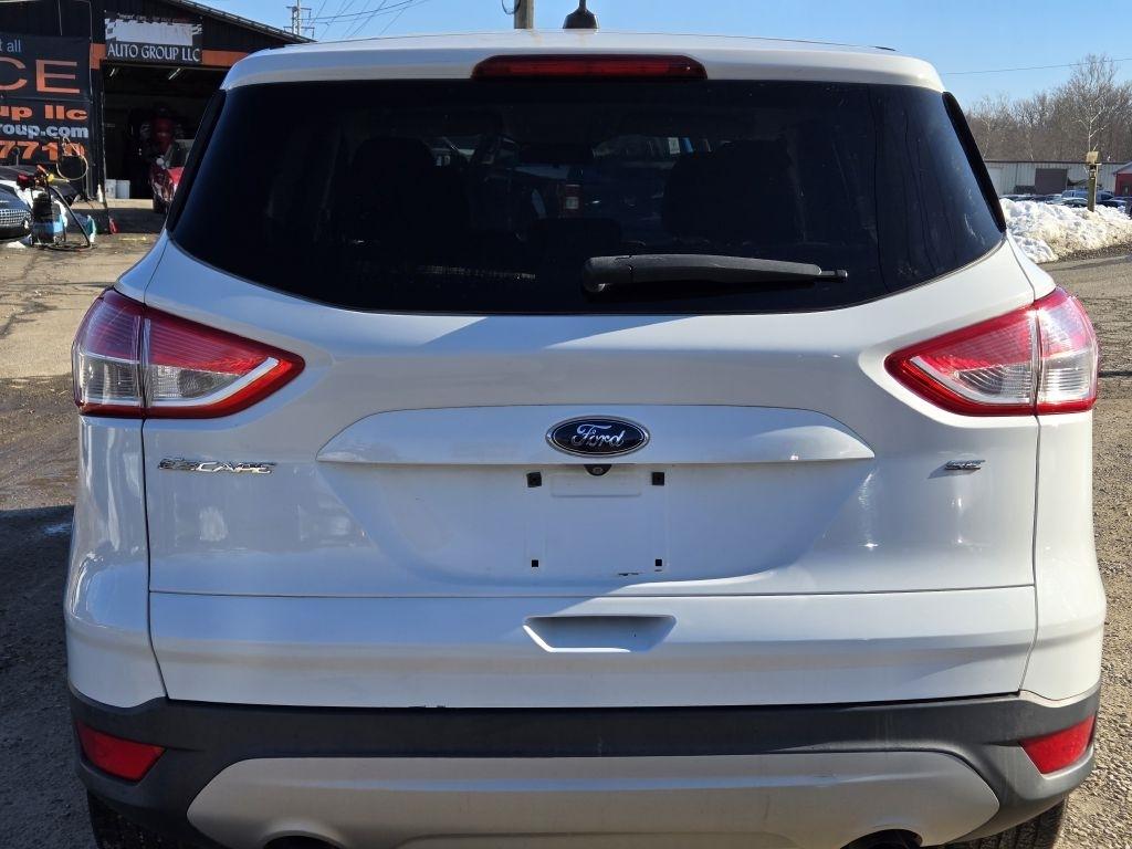 Ford Escape SE FWD 2016