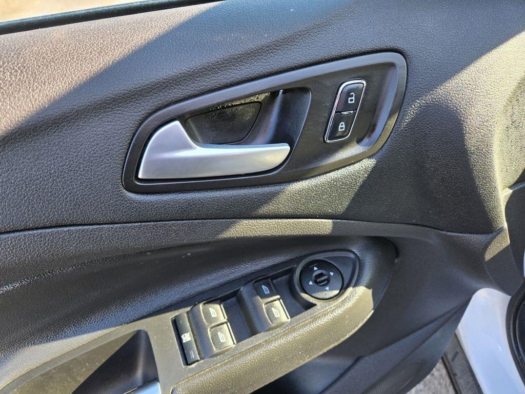 Ford Escape SE FWD 2016