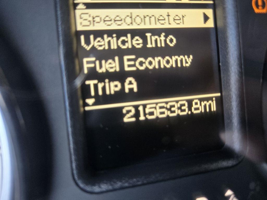 RAM 2500 Tradesman Crew Cab SWB 4WD 2015