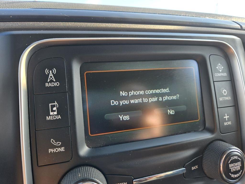 RAM 2500 Tradesman Crew Cab SWB 4WD 2015