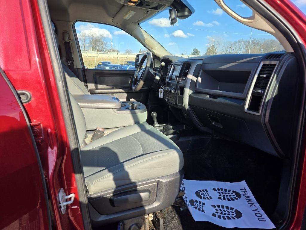 RAM 2500 Tradesman Crew Cab SWB 4WD 2015