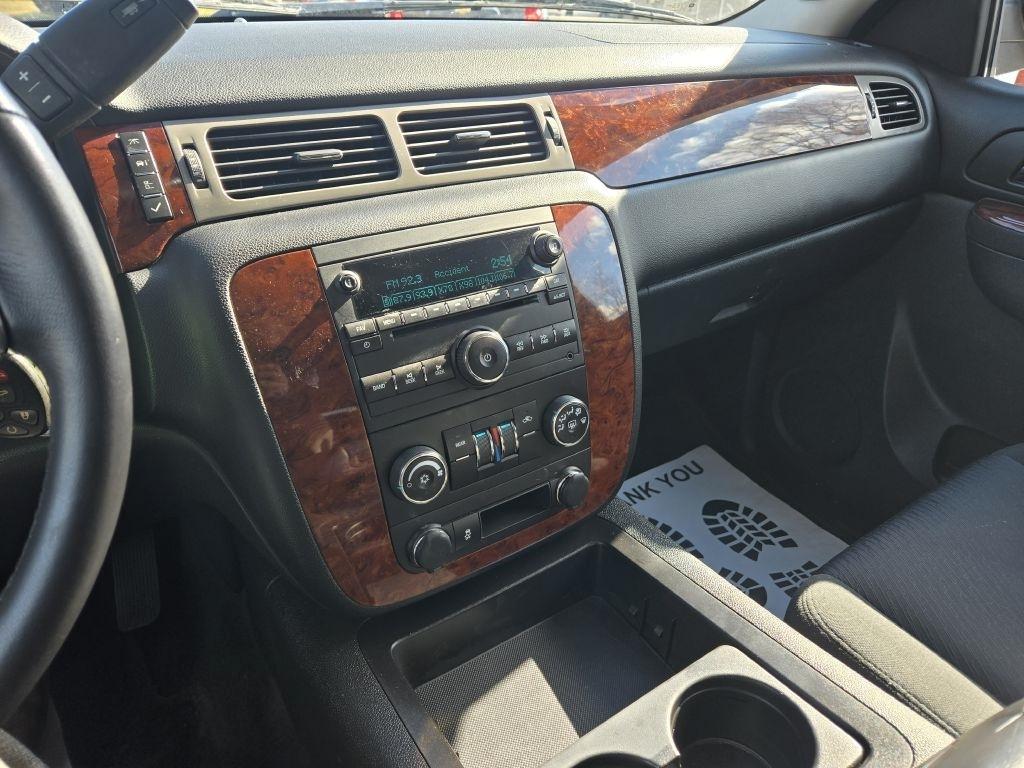 Chevrolet Tahoe LS 4WD 2012