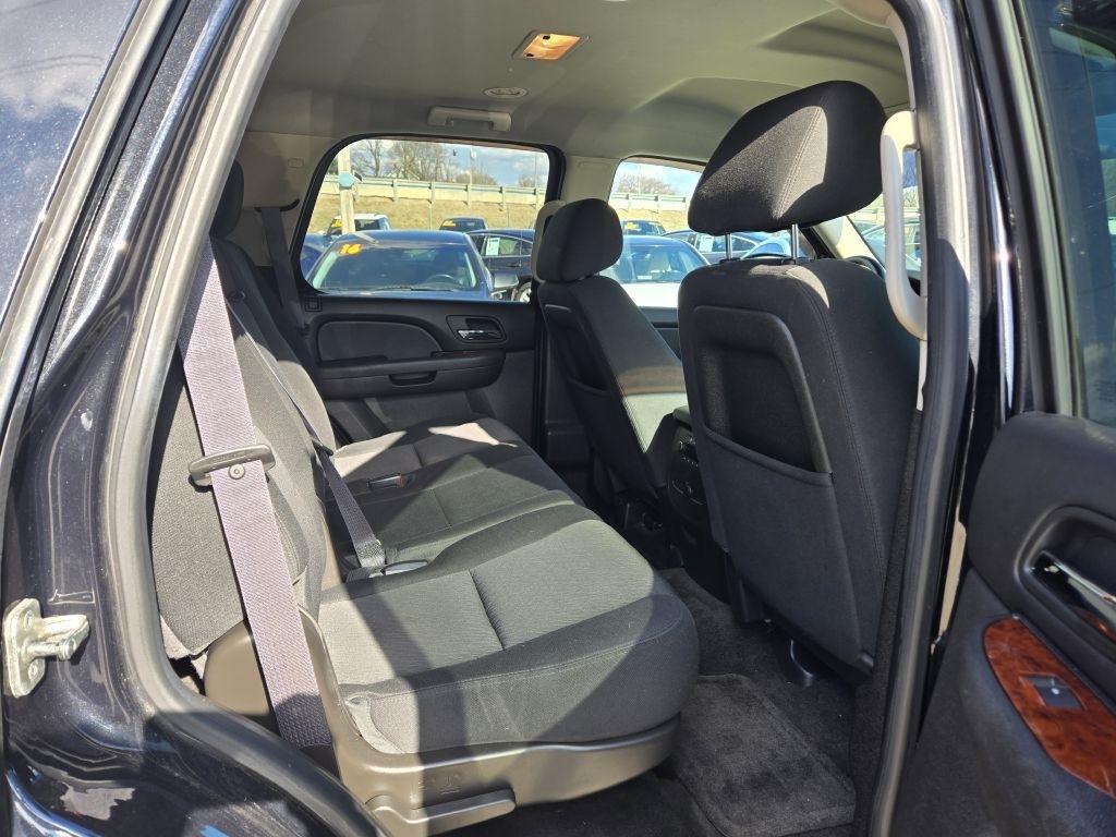 Chevrolet Tahoe LS 4WD 2012