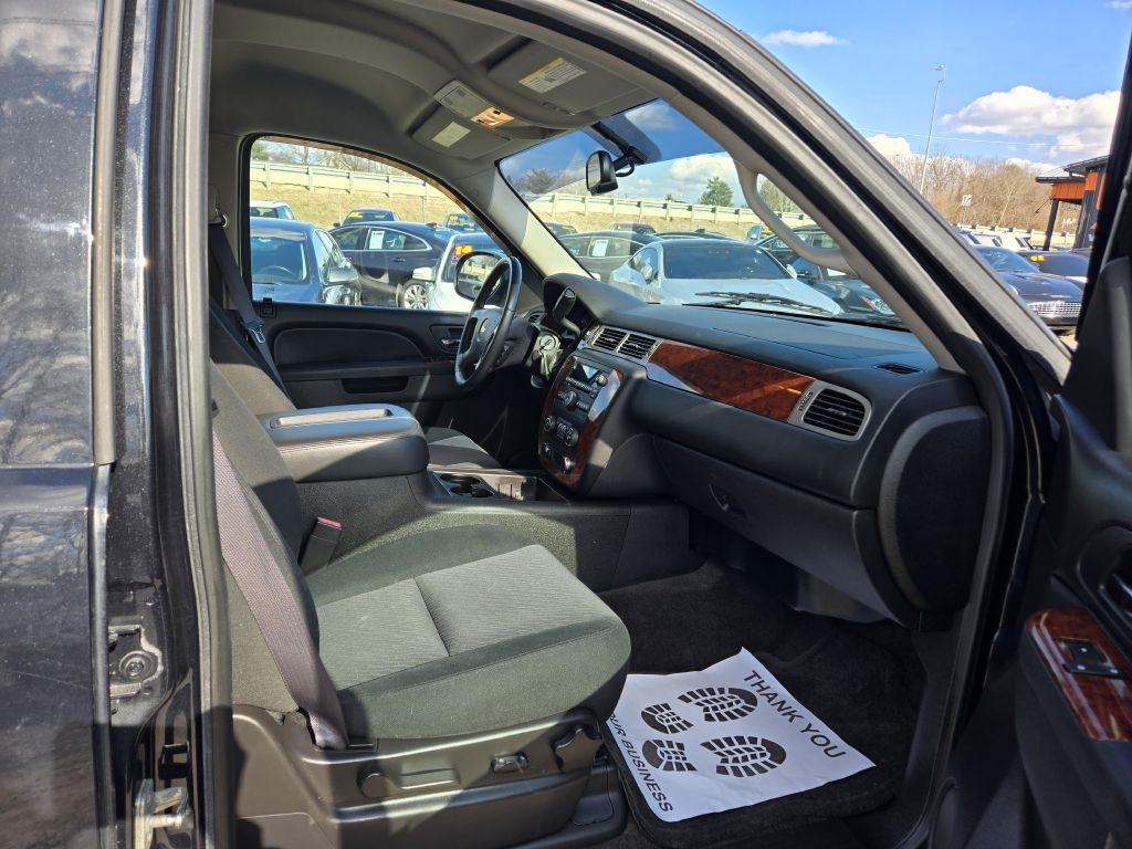 Chevrolet Tahoe LS 4WD 2012